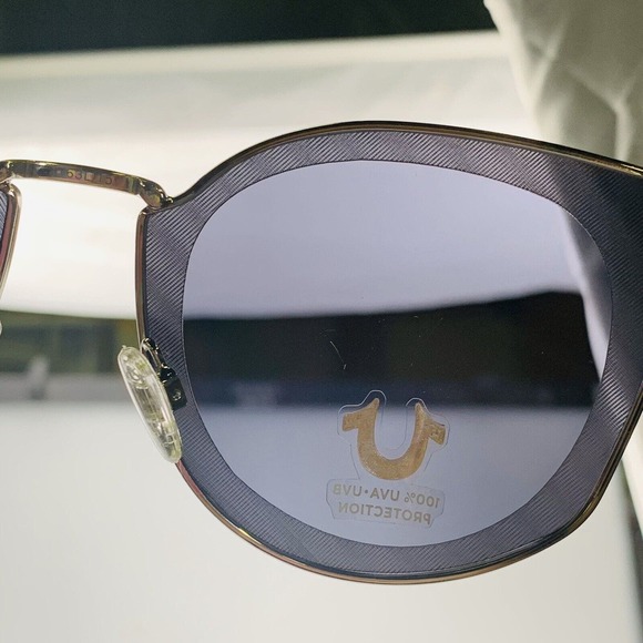 True Religion Sunglasses mod. TR4156 SLV Silver Mirrored Cat Eye main image 2